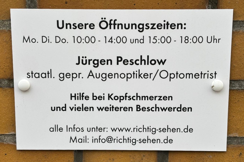 Praxis für Winkelfehlsichtigkeit: Help for tension headaches, migraines, cluster headaches, and other conditions